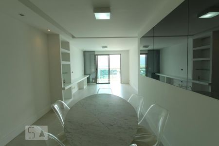 Sala de apartamento à venda com 3 quartos, 97m² em Recreio dos Bandeirantes, Rio de Janeiro