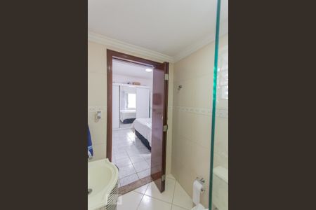 Casa à venda com 175m², 3 quartos e 2 vagasBanheiro da Suíte