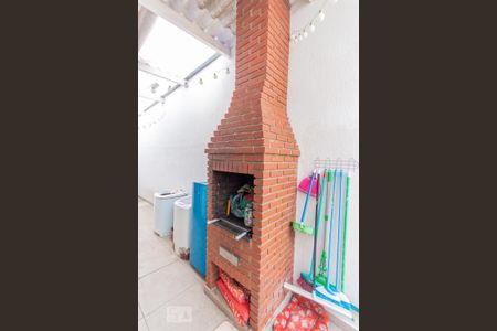 Casa à venda com 175m², 3 quartos e 2 vagasÁrea comum - Churrasqueira