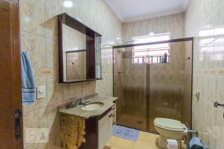 Casa à venda com 175m², 3 quartos e 2 vagasBanheiro