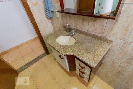Casa à venda com 175m², 3 quartos e 2 vagasPia