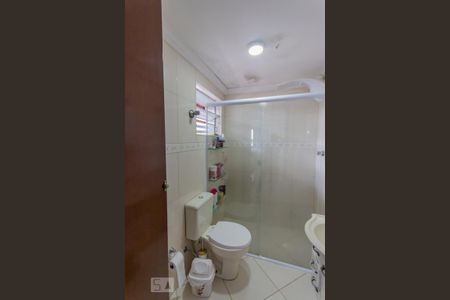 Casa à venda com 175m², 3 quartos e 2 vagasBanheiro da Suíte