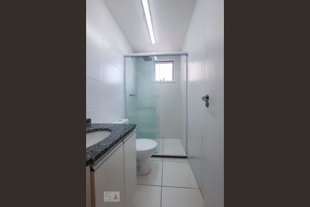 Apartamento para alugar com 67m², 3 quartos e 1 vaga Apartamento para alugar com 67m², 3 quartos e 1 vagaBanheiro da Suíte