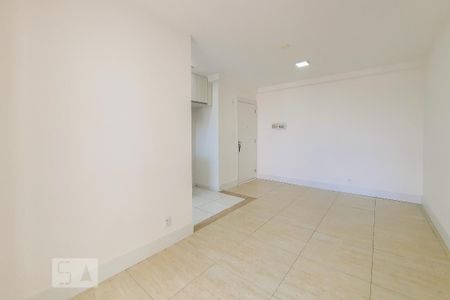 Sala de apartamento para alugar com 3 quartos, 67m² em Conceição, Diadema