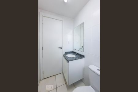 Apartamento para alugar com 67m², 3 quartos e 1 vaga Apartamento para alugar com 67m², 3 quartos e 1 vagaBanheiro da Suíte