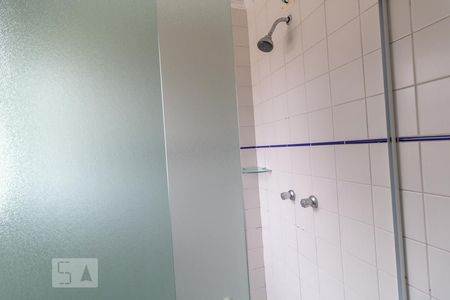 Banheiro do quarto 1 de casa de condomínio à venda com 4 quartos, 220m² em Vila São Silvestre, São Paulo