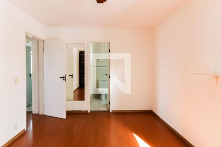 Quarto 2 - Suíte de casa de condomínio para alugar com 3 quartos, 220m² em Vila São Silvestre, São Paulo