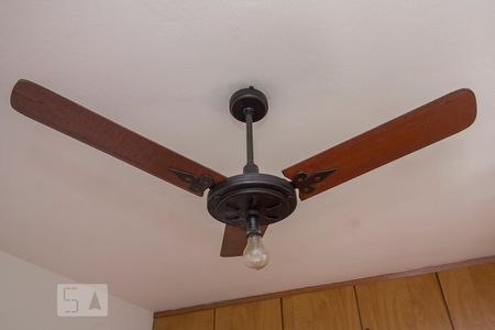 Casa à venda com 239m², 3 quartos e 3 vagas Casa à venda com 239m², 3 quartos e 3 vagasQuarto 3