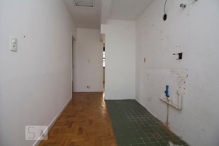 Casa à venda com 239m², 3 quartos e 3 vagas Casa à venda com 239m², 3 quartos e 3 vagasCorredor