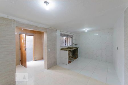 Sala e Cozinha Integrada de casa para alugar com 2 quartos, 85m² em Jardim Artur Alvim, São Paulo