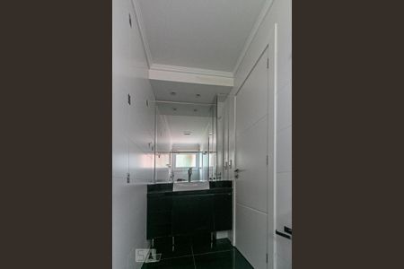 Casa de condomínio à venda com 384m², 3 quartos e 3 vagasBanheiro