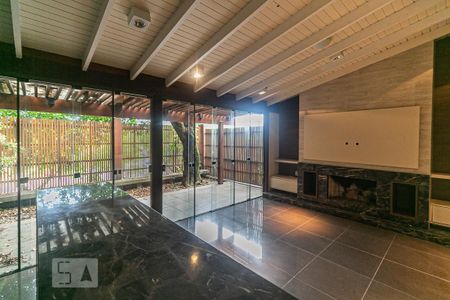 Casa de condomínio à venda com 384m², 3 quartos e 3 vagasSalão de Festas