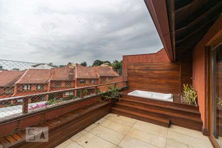 Casa de condomínio à venda com 384m², 3 quartos e 3 vagasTerraço