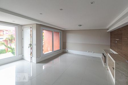 Sala de casa de condomínio à venda com 3 quartos, 384m² em Cristal, Porto Alegre