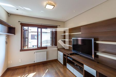 Casa de condomínio à venda com 554m², 4 quartos e 4 vagas Casa de condomínio à venda com 554m², 4 quartos e 4 vagasQuarto 2