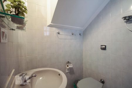 Casa à venda com 235m², 3 quartos e 4 vagasBanheiro Garagem e Salão de festas 