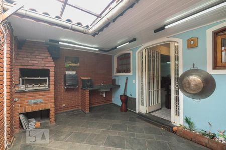 Casa à venda com 235m², 3 quartos e 4 vagasChurrasqueira 