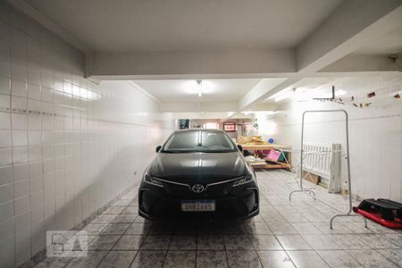 Casa à venda com 235m², 3 quartos e 4 vagasGaragem e Salão de festas 