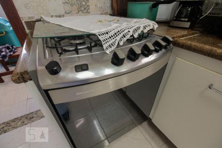 Casa à venda com 235m², 3 quartos e 4 vagasCozinha 