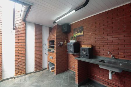 Casa à venda com 235m², 3 quartos e 4 vagasChurrasqueira 