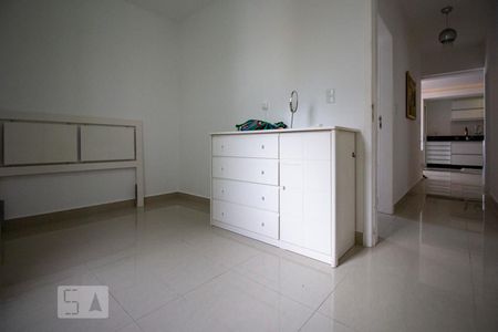 Apartamento para alugar com 110m², 3 quartos e 2 vagasQuarto 02