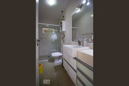 Apartamento para alugar com 110m², 3 quartos e 2 vagasBanheiro 02