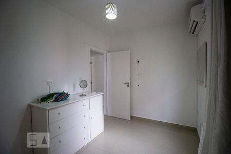 Apartamento para alugar com 110m², 3 quartos e 2 vagasQuarto 02