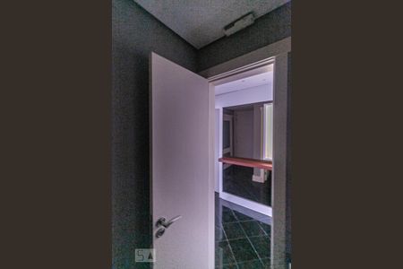 Apartamento à venda com 200m², 3 quartos e 5 vagas Apartamento à venda com 200m², 3 quartos e 5 vagasLavabo