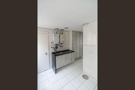 Apartamento à venda com 200m², 3 quartos e 5 vagas Apartamento à venda com 200m², 3 quartos e 5 vagasÁrea de Serviço