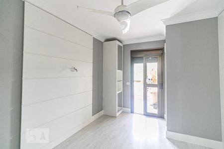 Apartamento à venda com 200m², 3 quartos e 5 vagas Apartamento à venda com 200m², 3 quartos e 5 vagasQuarto 2