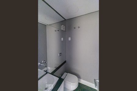 Apartamento à venda com 200m², 3 quartos e 5 vagas Apartamento à venda com 200m², 3 quartos e 5 vagasLavabo