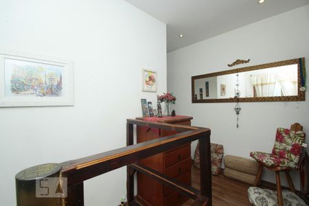 Corredor - Escada de casa para alugar com 2 quartos, 140m² em Santa Teresa, Rio de Janeiro