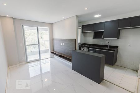 Sala de apartamento para alugar com 2 quartos, 71m² em Vila Ipojuca, São Paulo