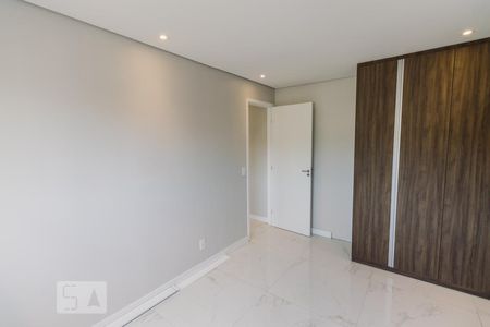 Suíte 1 de apartamento para alugar com 2 quartos, 71m² em Vila Ipojuca, São Paulo