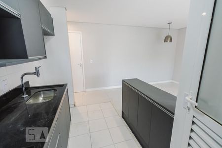 Apartamento para alugar com 71m², 2 quartos e 2 vagas Apartamento para alugar com 71m², 2 quartos e 2 vagasCozinha