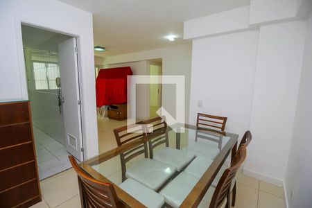 Sala de Jantar de apartamento para alugar com 2 quartos, 75m² em Jardim Botânico, Rio de Janeiro