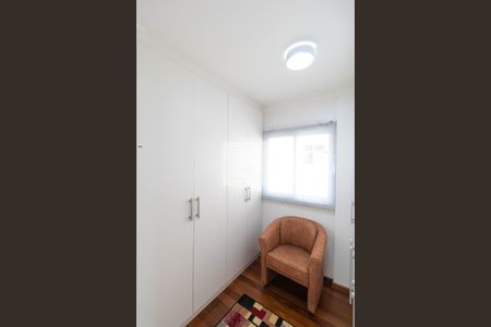 Apartamento para alugar com 62m², 1 quarto e 1 vaga Apartamento para alugar com 62m², 1 quarto e 1 vagaCloset da suíte