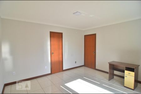 Casa à venda com 250m², 3 quartos e 2 vagasSuíte