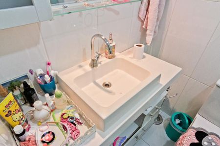 Apartamento à venda com 70m², 3 quartos e 1 vagaBanheiro