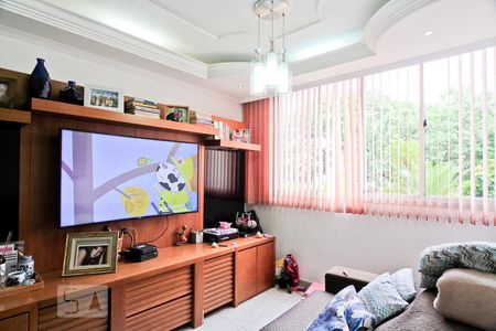 Apartamento à venda com 70m², 3 quartos e 1 vagaSala
