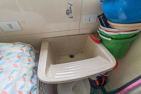 Casa à venda com 91m², 2 quartos e 2 vagas Casa à venda com 91m², 2 quartos e 2 vagasÁrea de Serviço - Tanque