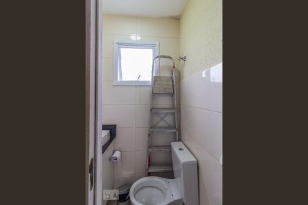 Casa à venda com 91m², 2 quartos e 2 vagas Casa à venda com 91m², 2 quartos e 2 vagasBanheiro