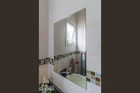 Casa à venda com 91m², 2 quartos e 2 vagas Casa à venda com 91m², 2 quartos e 2 vagasLavabo - Espelho