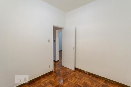Quarto 1 de apartamento para alugar com 2 quartos, 58m² em São Cristóvão, Rio de Janeiro