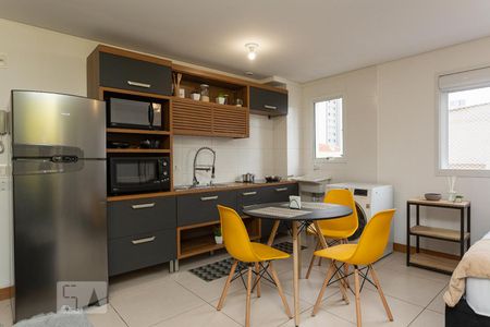 Studio de kitnet/studio para alugar com 1 quarto, 33m² em Centro, Curitiba