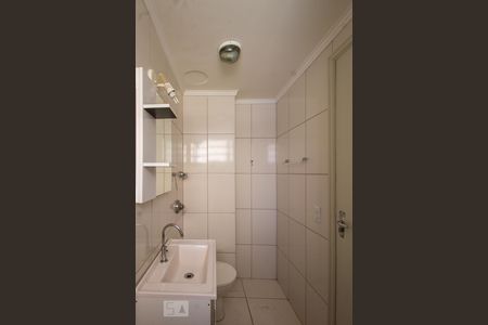Banheiro de apartamento para alugar com 1 quarto, 34m² em Cidade Baixa, Porto Alegre