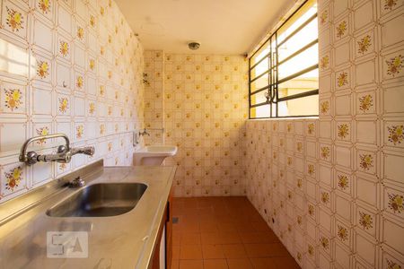 Cozinha de apartamento para alugar com 1 quarto, 34m² em Cidade Baixa, Porto Alegre