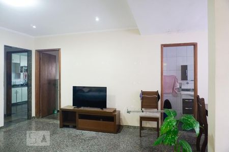 Sala de casa à venda com 2 quartos, 300m² em Jardim Popular, São Paulo