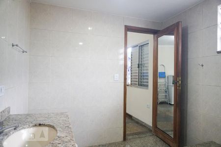 Casa à venda com 300m², 2 quartos e 2 vagasBanheiro