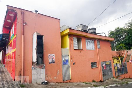 Casa à venda com 300m², 2 quartos e 2 vagasFachada